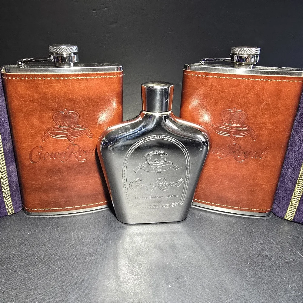 Crown Royal Stainless Steel Hip Flask Set Of 5 Purple Suede Leather Barware